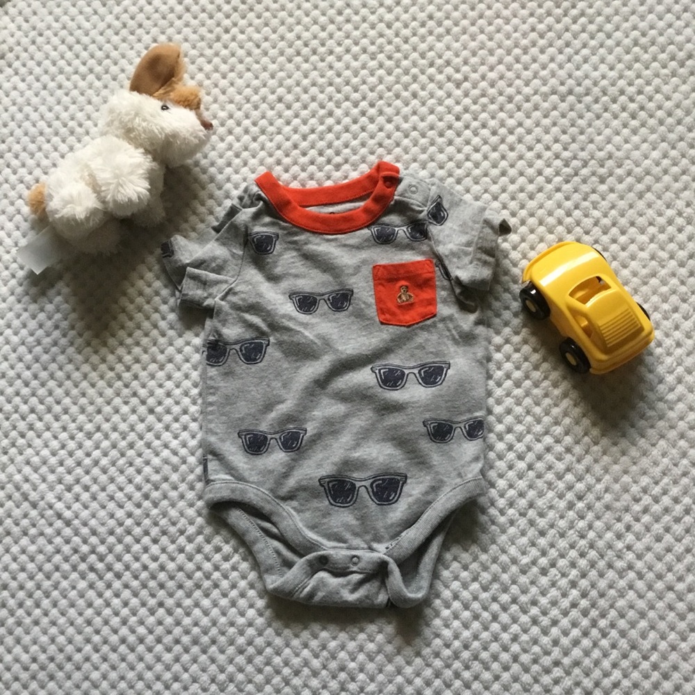 BABY GAP Adorable Glasses onesie NWOT